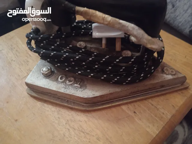 Ironing box for the laundry مكواة اوتي