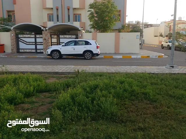 250 m2 4 Bedrooms Townhouse for Sale in Basra Al-Amal residential complex