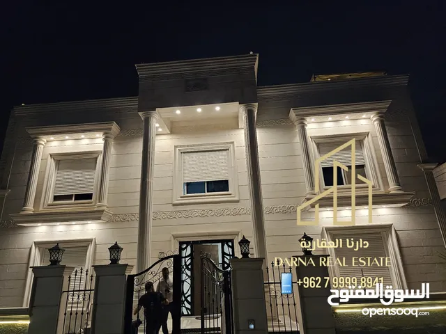 360m2 More than 6 bedrooms Villa for Sale in Amman Marka Al Shamaliya
