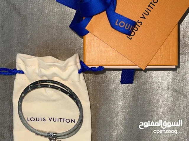 سويرة جديدهLV
