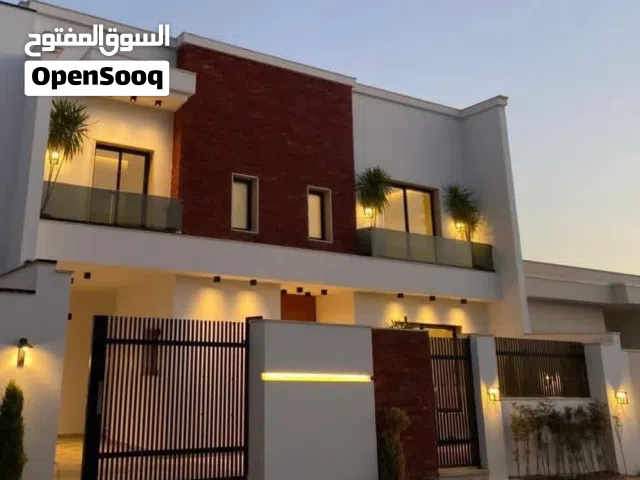 فيلا للبيع دورين خليجي الله يبارك بالقرب من مدرسة جابر بن حيان عين زارة