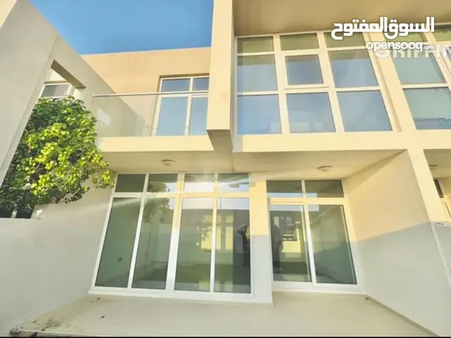 1800 ft² 3 Bedrooms Villa for Sale in Dubai Damac Hills 2