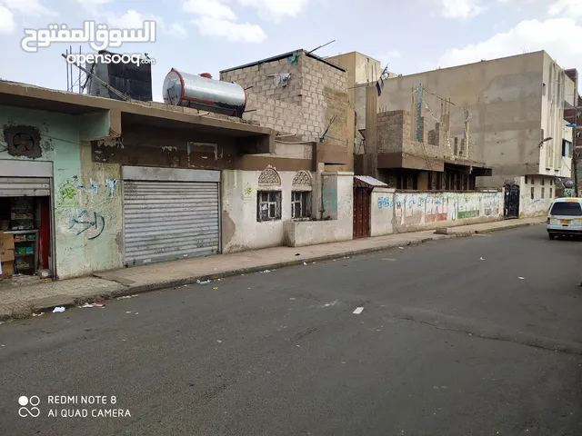 1000m2 More than 6 bedrooms Townhouse for Sale in Sana'a Northern Hasbah neighborhood