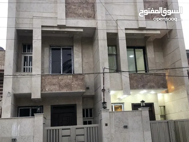 250m2 4 Bedrooms Townhouse for Sale in Baghdad Binouk