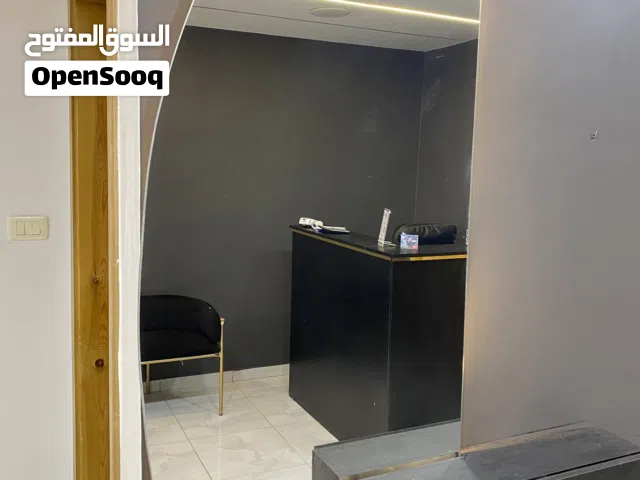 مرايا حائط مضيىة
