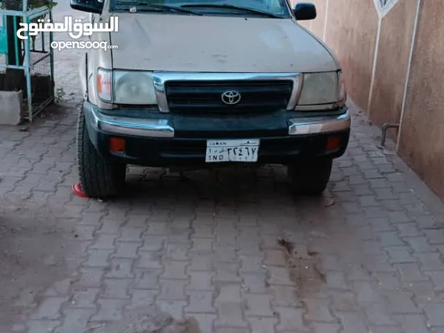 تايوتا تاكومه موديل 2000