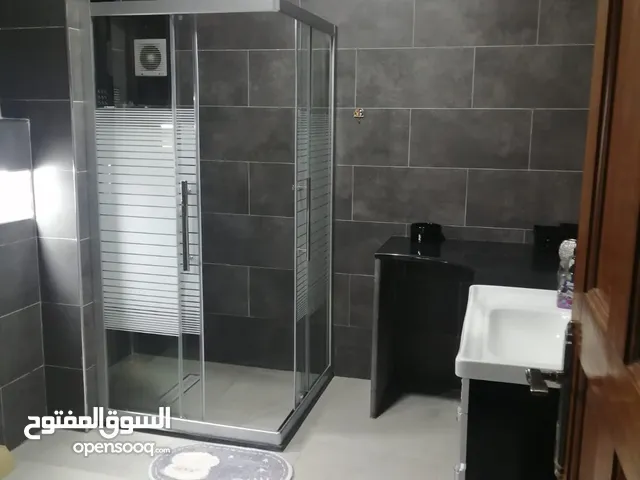 216 m2 3 Bedrooms Apartments for Sale in Amman Al Hummar
