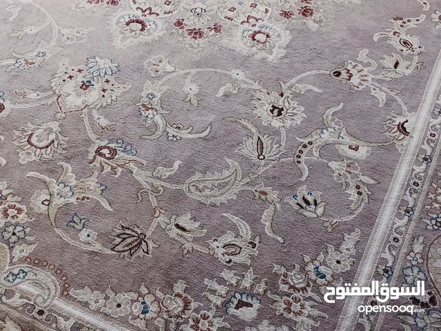 سجاد بحالة ممتازه