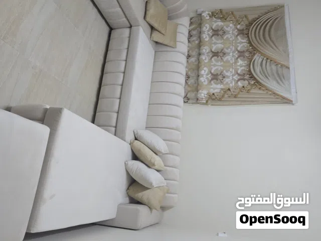 طقم كراسي 7 اشخاص للبيع