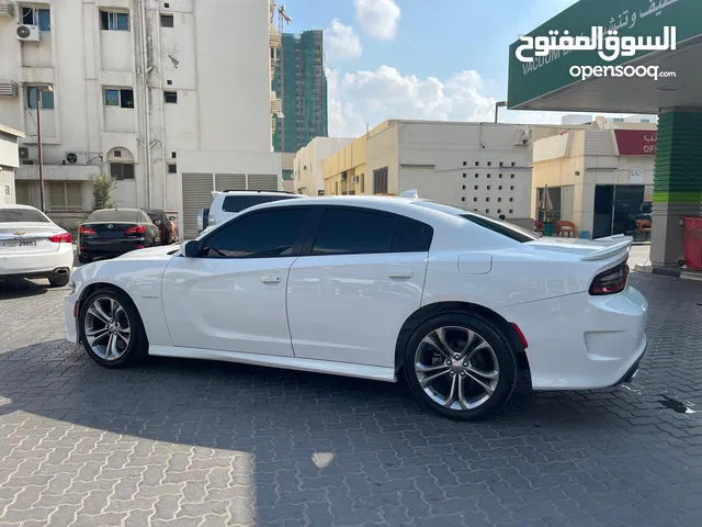 dodge charger 2021 rt V8