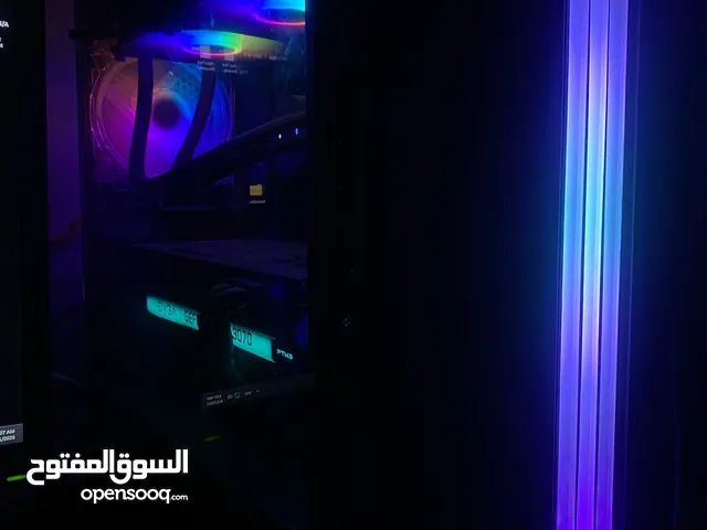 PC GAMING مع شاشة