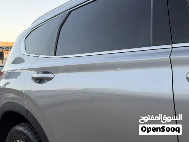 2023 هيونداي سنتافي Standard