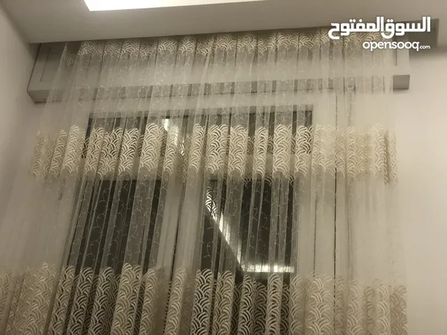 ستار بي لون البيج