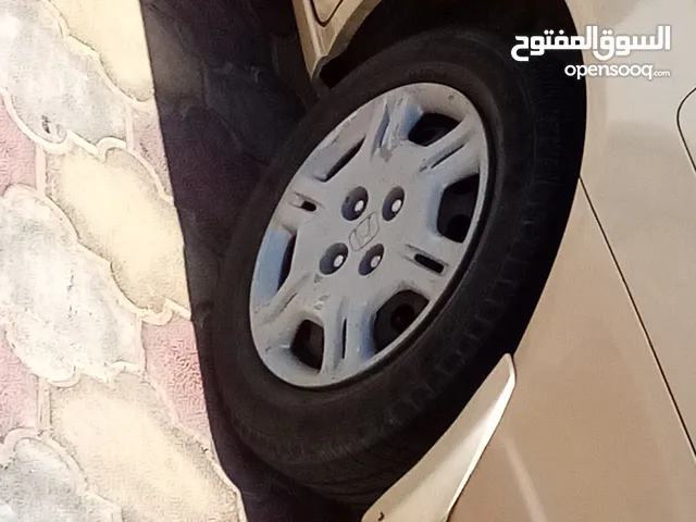 ابحث عن طاسات هوندا سفك موديل 2002 رنج 14 نفس اللي فالصور بسعر غير مبالغ فيه . إقرأ تحت