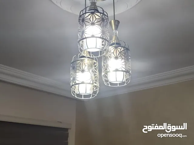 ثريات للبيع للجادين فقط