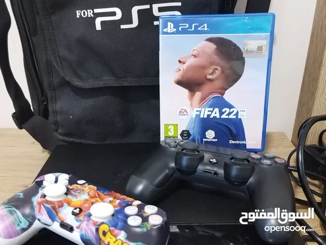 بلاستيشن 4 بحاله ممتازه