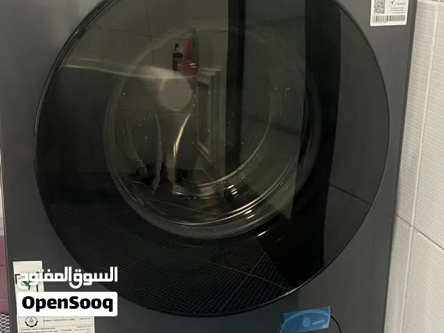 TOSHIBA FRONT LOADING WASHING MACHINE