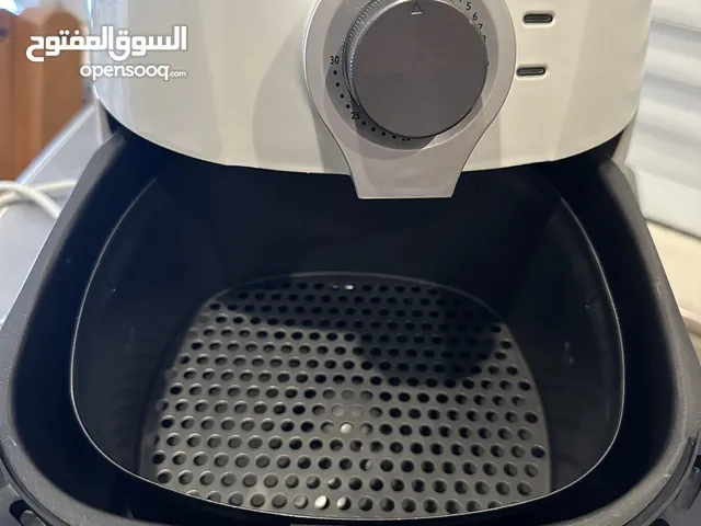 قلاية هوائية ( Air fryer ) بجودة ممتازة