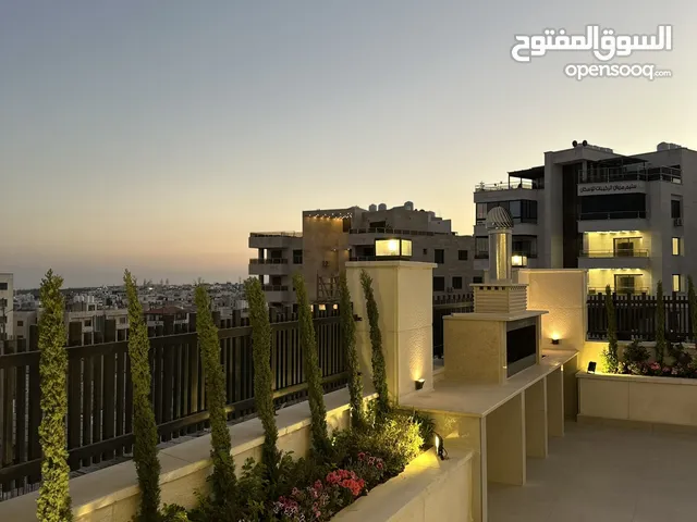 220 m2 4 Bedrooms Apartments for Sale in Amman Khalda