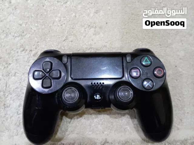 يد ps4 سليمة ما فيها شئ مستعملة سنوات ما في خدمة توصيل