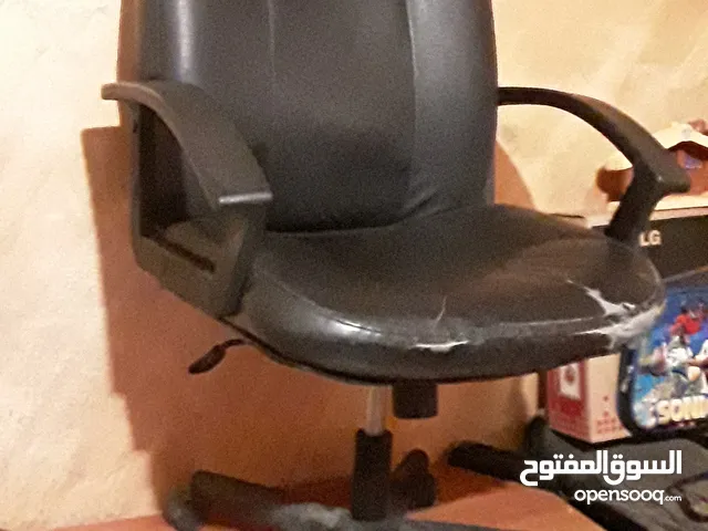 كرسي مدير هيدروليك بحالة جيدة للبيع