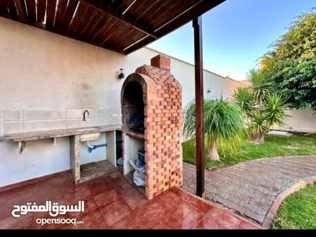 2 Bedrooms Farms for Sale in Tripoli Tajura