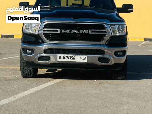 2020 دودج رام Laramie