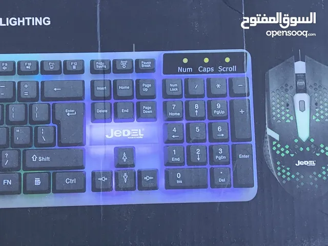 ماوس وكيبورد جدد ما مستعملات اجوني وي الpc وما محتاجهن سعرهن 20 الف مكاني بالبصره