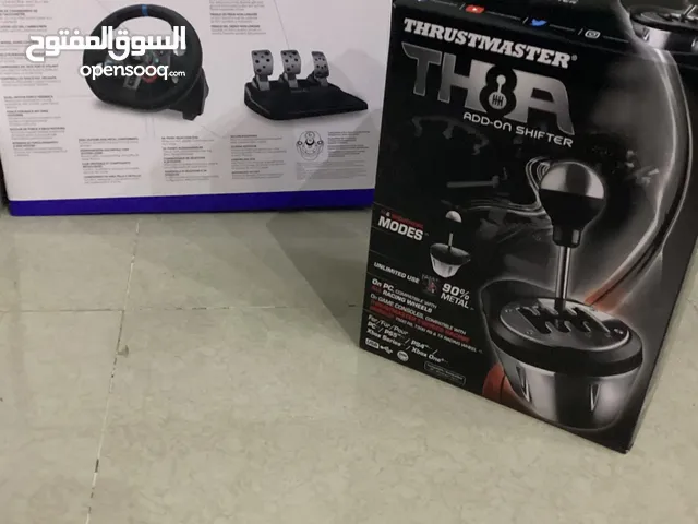 للبيع قير Thrustmasster اصلللي و سكان و ريس لوجتك اصلي و مستعمل مرتين سبب البيعه ما عرفت كيف استخدم