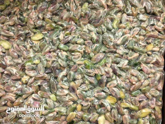 مكسرات بئنواعها