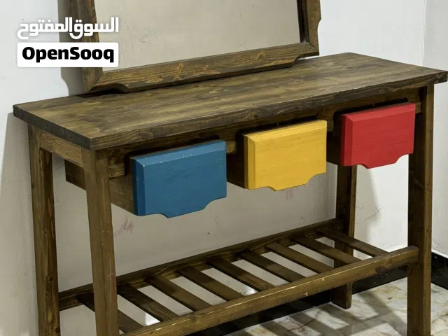 طاوله للمدخل