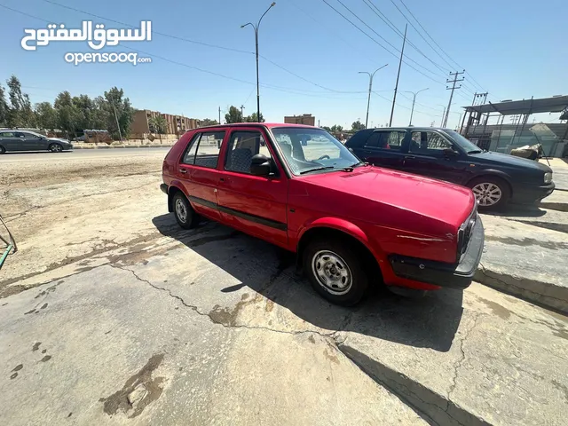 جولف جيتي 1990للبيع المكان الانبار فلوجه محرك 2000 مبدل جديد وتخم تاير