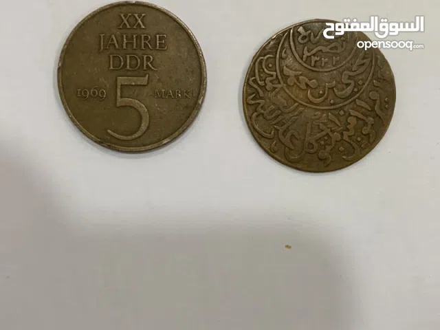 عملات أثرية قديمة