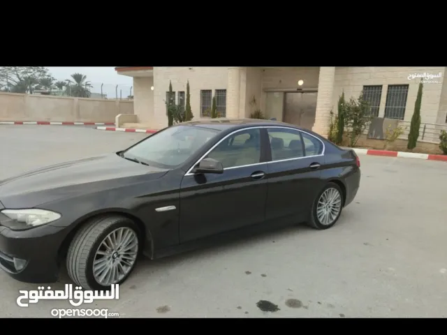 Bmw 520i للبيع