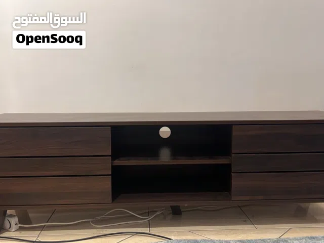 طاولة تليفزيون للبيع