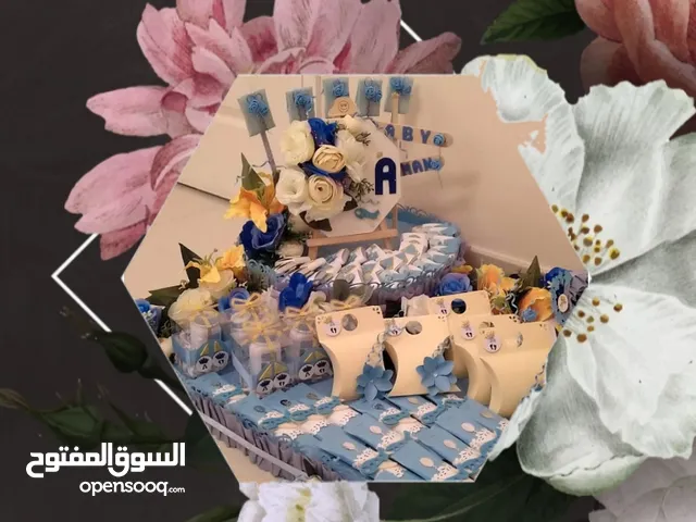 أعمال يدوية راقية ومهارة وابداع ونظافة المنتجات الحرفية مع خبرات وإعطاء دورات كثيرة