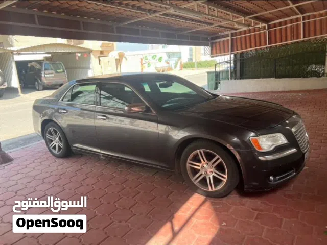 2013 كرايسلر 300 300S v8