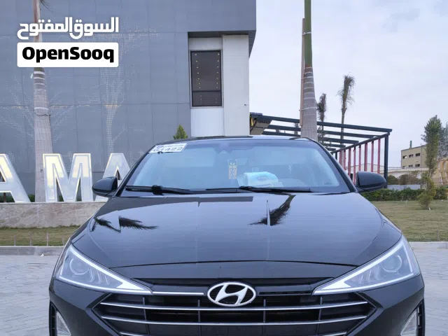 Used Hyundai Elantra in Benghazi