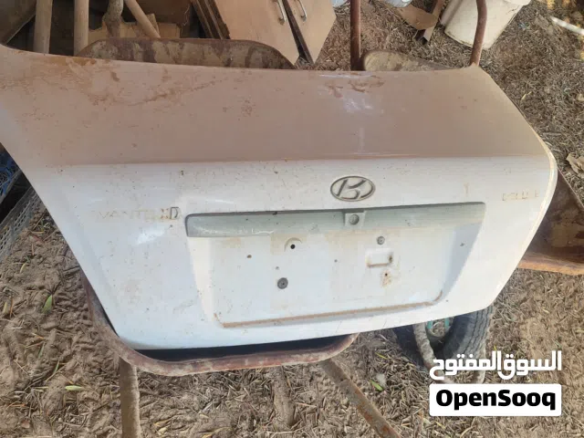 شنطة أفانتي 2002 زواق دار للبيع