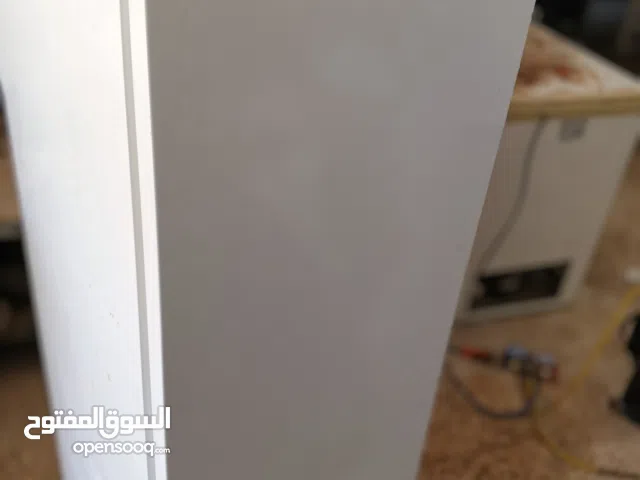 تلاجا للبيع