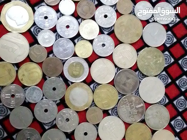 عمل قديمة للبيع