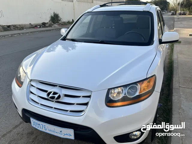 Used Hyundai Santa Fe in Tripoli
