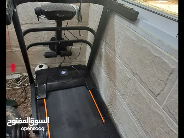 جهاز رياضة:(للمشي)من الشركة الدولية للأجهزة الرياضية