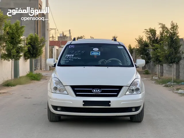 Used Kia Carnival in Tripoli