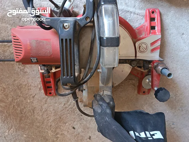 3دريلات 2شحن و1كهرباء+تخريقه توتال +صاروخ +منشار سكن 100دينار