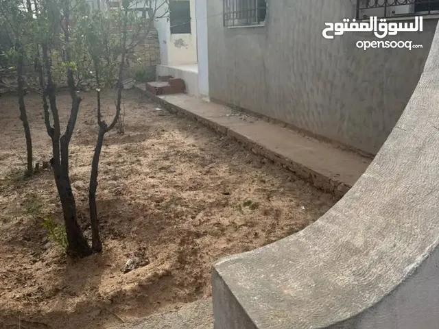 منزل ارضي للبيع في صفاقس