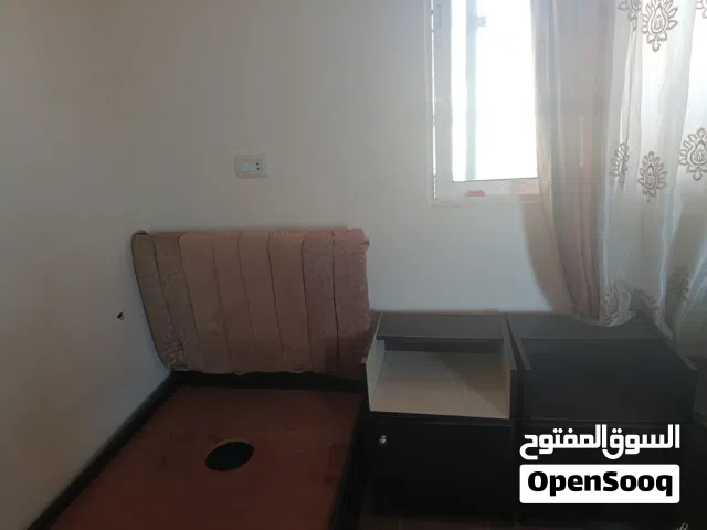 غرفه نوم للبيع شبابيه بحاله جيده
