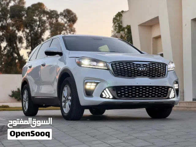 Used Kia Sorento in Al Khums
