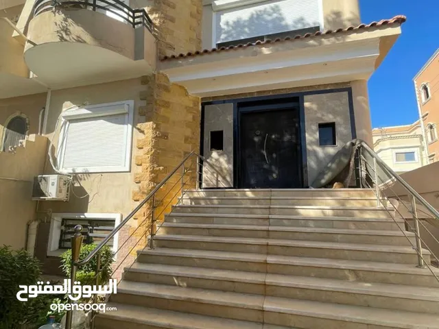204m2 More than 6 bedrooms Villa for Sale in Giza Sheikh Zayed
