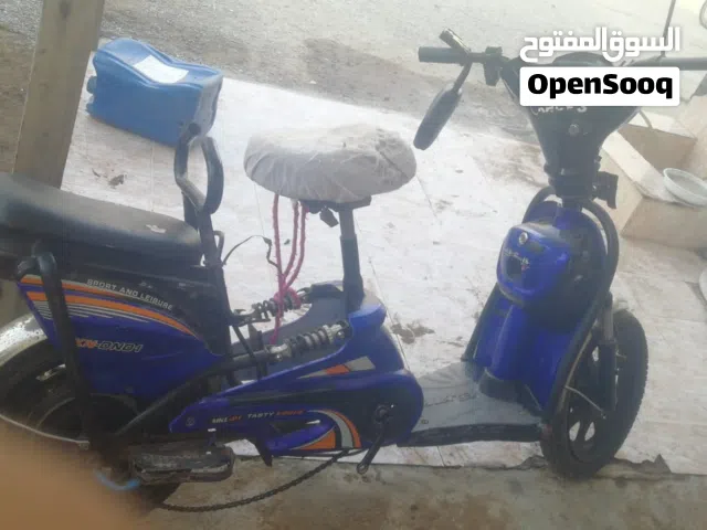 للبيع بطاريات مستعمله و ويارات   شغاله اموره طيبه و في سكوترات   مستعمله وحده شغاله يبغاله تواير   و